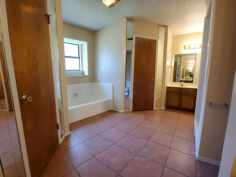 4200 Pyracantha Dr — Photo 12