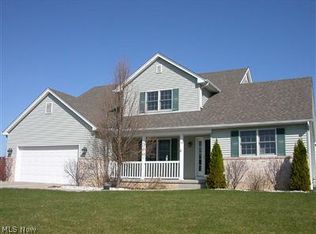 2051 Fox Chase, Mineral Ridge, OH 44440