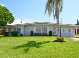 252 Glen Oak Rd, Venice, FL 34293