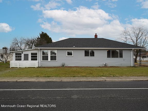 2nd image of 491 Saint Thomas Drive