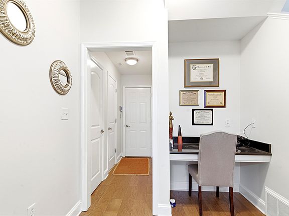 5th image of 75 Shoemaker Ct APT 105