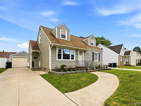 4th image of 114 Sherwin Dr