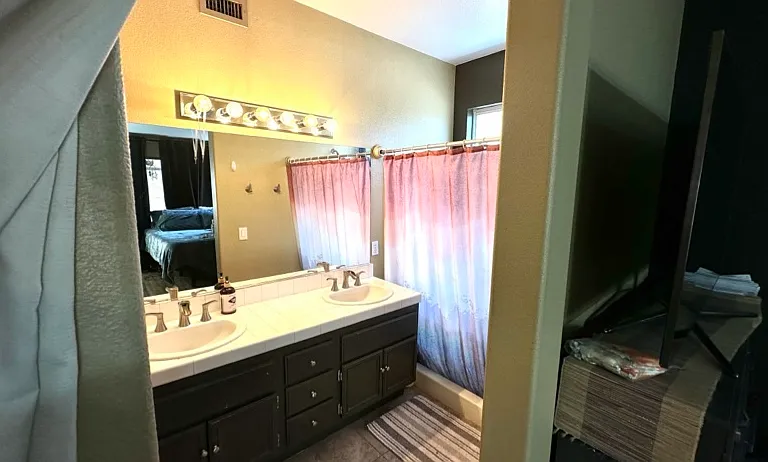6023 Shadow Oak Dr — Photo 8