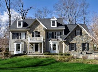 708 Ellsworth Ave, Great Falls, VA 22066