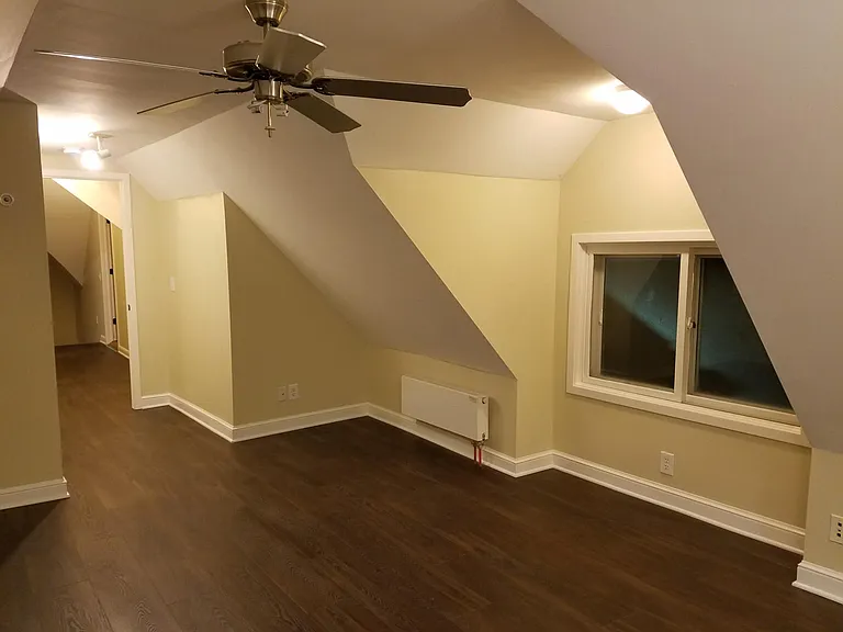 Ceiling fans in every bedroom.