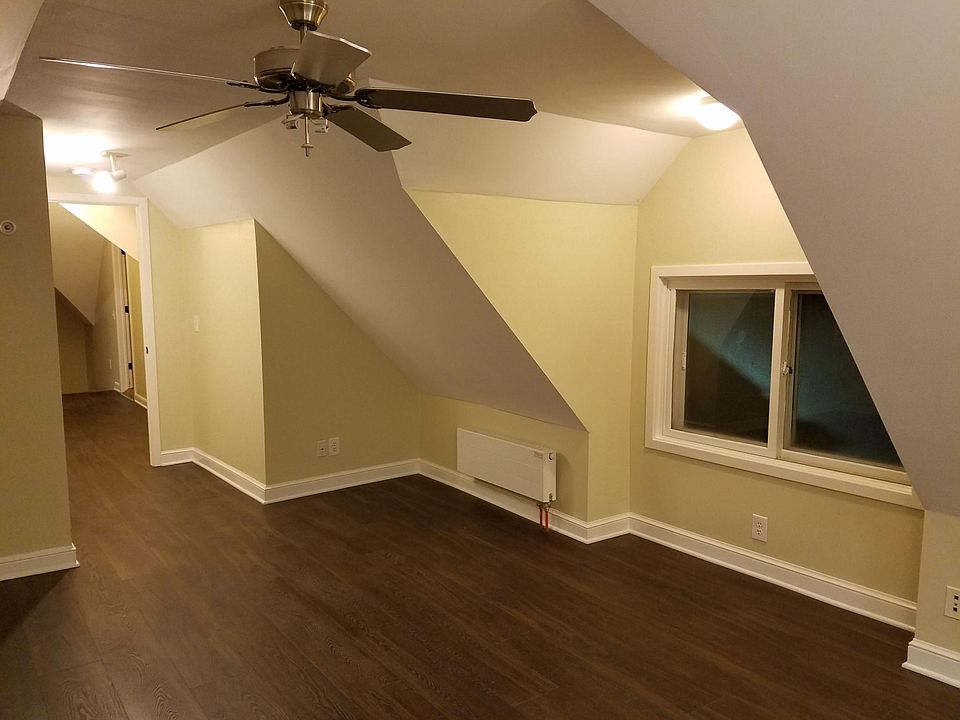 Ceiling fans in every bedroom.