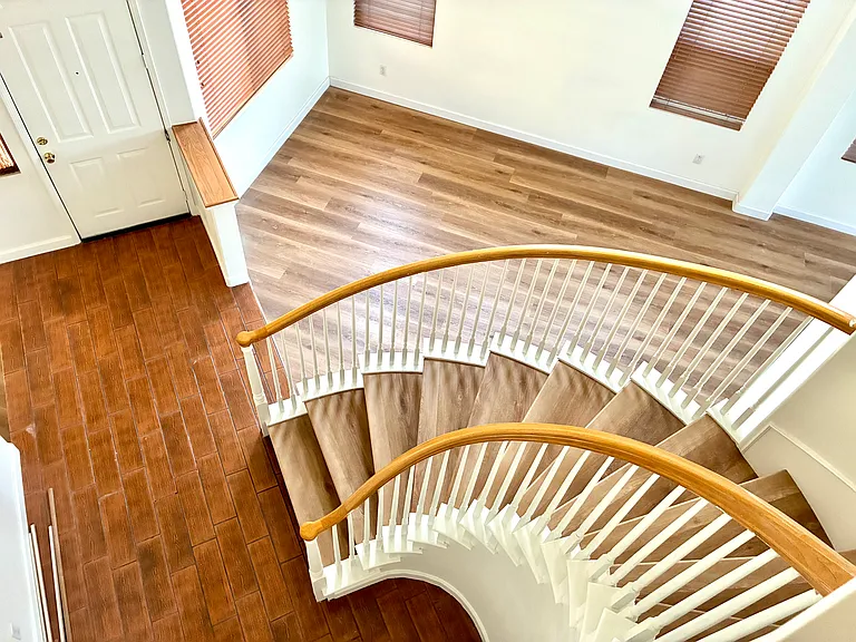 15881 Tanberry Dr — Photo 23