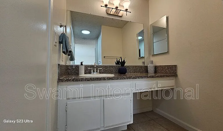 10030 Rosecrans Ave #14 — Photo 5