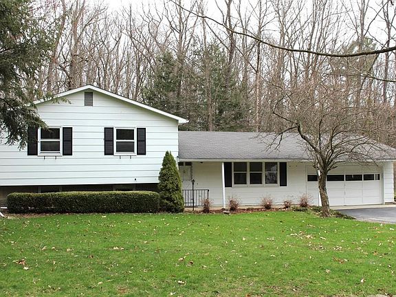 2nd image of 45 Woodland Dr