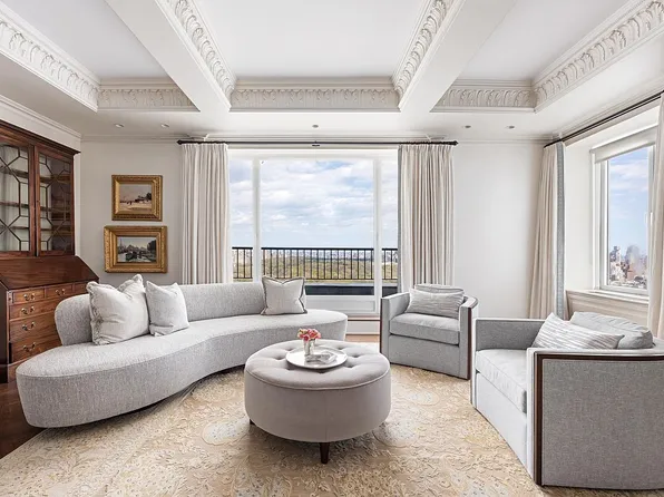 150 Central Park S #3001, New York, NY 10019
