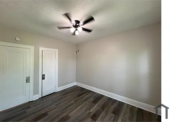 3 bed, $1,500 — Photo 4