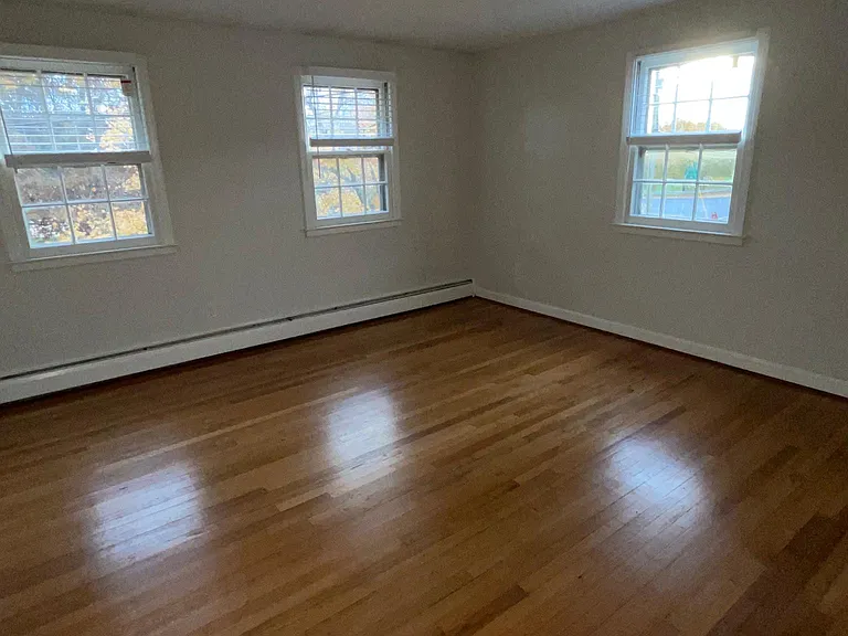 72 Charter Oak St #B — Photo 5