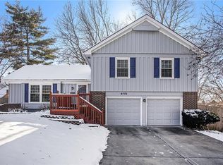 9772 Craig Dr, Overland Park, KS 66212