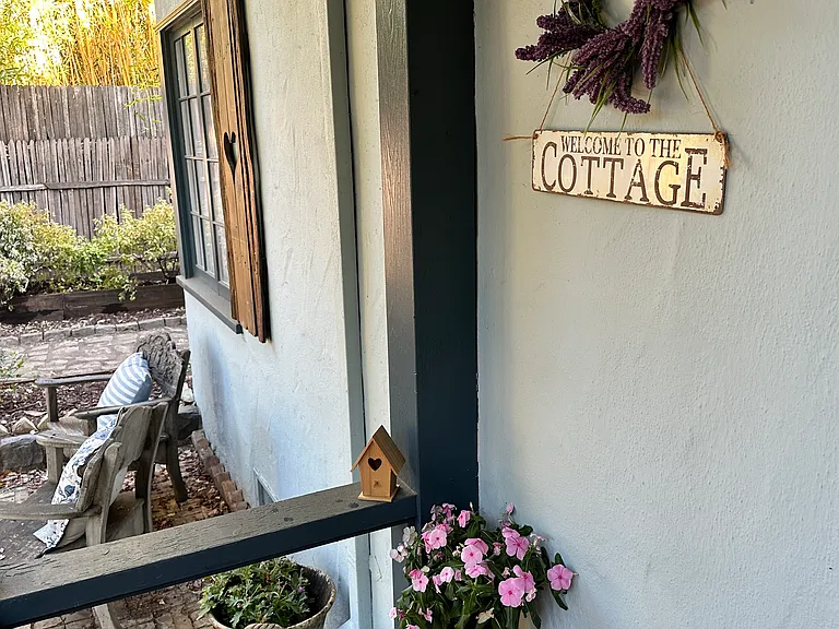 Welcome to the cottage!