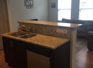 527 Old Maccumber Station Rd APT 203, Wilmington, NC 28405