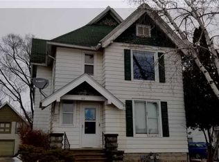 422 Church Ave, Oshkosh, WI 54901