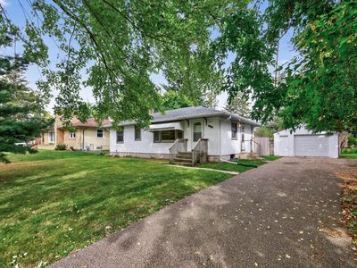 2285 17th Ave E, North Saint Paul, MN, 55109