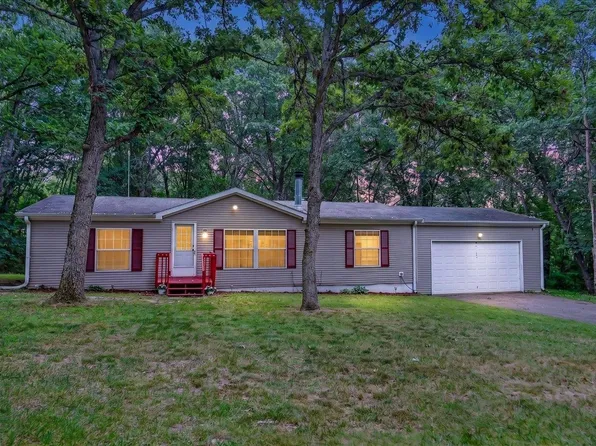 3880 Sandhill Ct, Wisconsin Dells, WI 53965