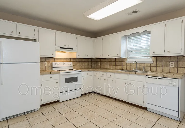 2345 Grayson Valley Cir — Photo 11