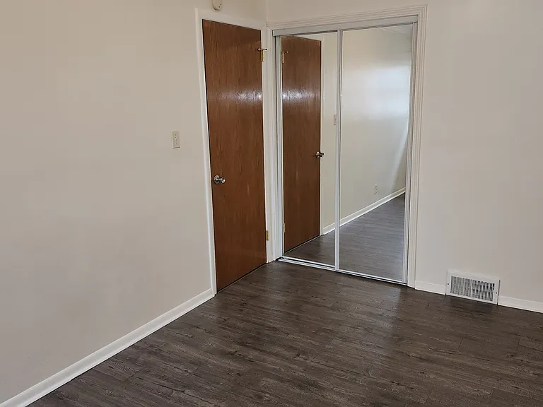 24634 Mabray Ave — Photo 11