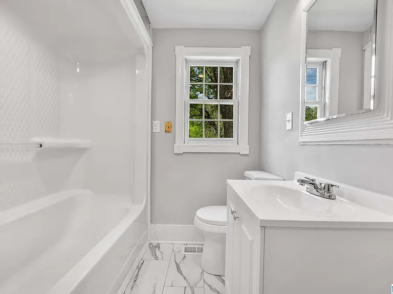 3027 Cora Ave — Photo 18