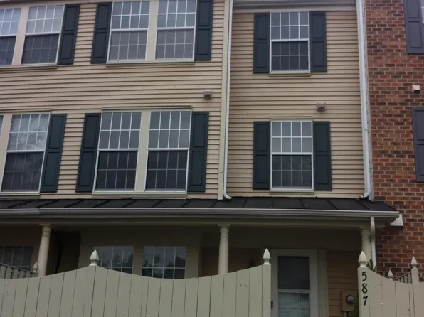 587 Boysenberry Ln, Frederick, MD 21703