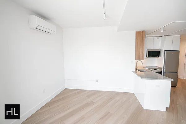 Rented by Highline Residential | media 7