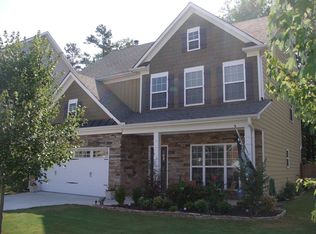 821 Sapphire Ln, Sugar Hill, GA 30518