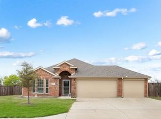 345 Amber Ln, Nevada, TX 75173