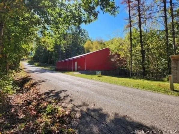 7103 W Newton Stewart Road, Taswell, IN 47175