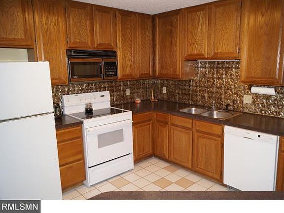 5th image of 15610 26th Ave N APT D