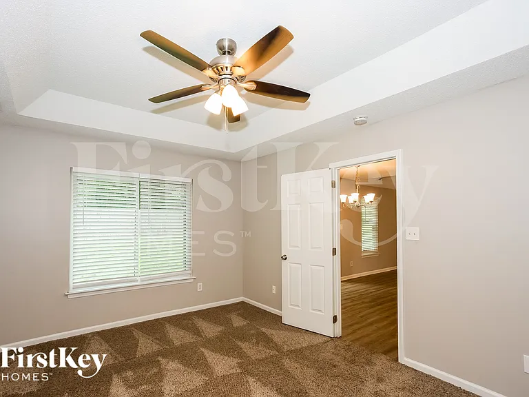 109 W Bank Dr — Photo 11