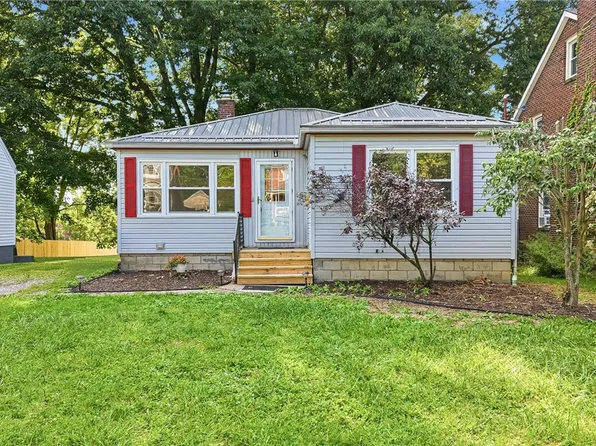 967 Bechtol Ave, Sharon, PA 16146