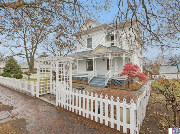 1101 N East Ave, York, NE 68467