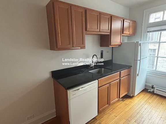 2nd image of 907 Elmwood Ave #3D