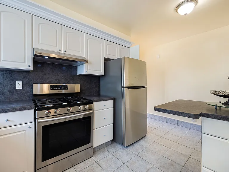 700 Kinderkamack Rd #1 — Photo 14