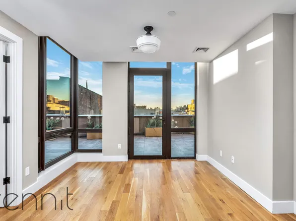 31 Debevoise St, Brooklyn, NY