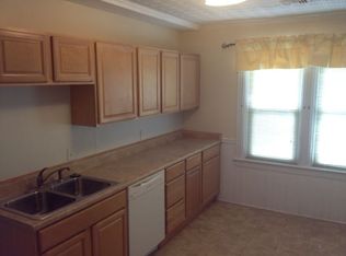 55 Potter St, Pawtucket, RI 02860