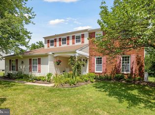 821 Sullivan Dr, Lansdale, PA 19446