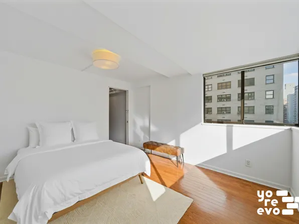 142 East 16th Street image 4 of 7