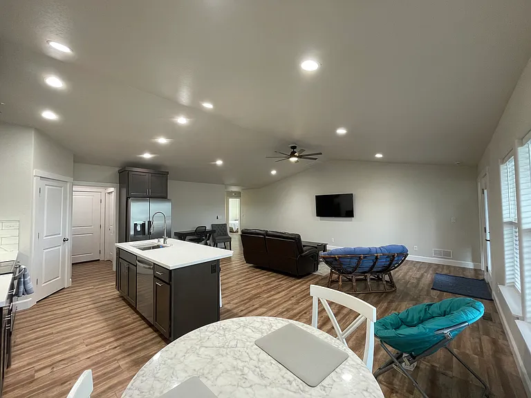 Cheri Ct — Photo 5
