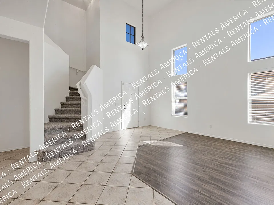 4312 S Rim Ct