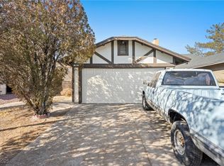 3883 Steinbeck Dr, Las Vegas, NV 89115