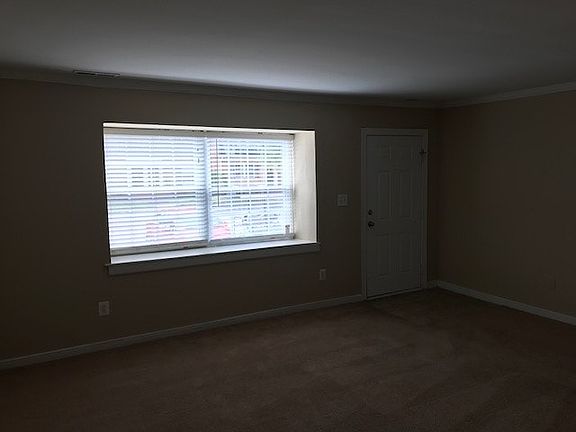 2nd image of 328 Dover Ct