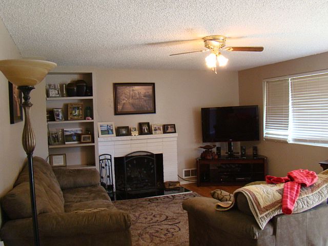 1st image of 8403 NE 124th Ave