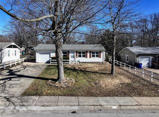 728 N Water St, Olathe, KS 66061