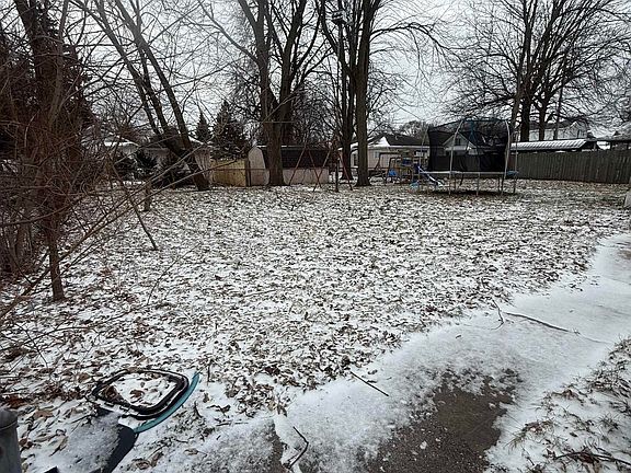 2nd image of 3102 N Water St