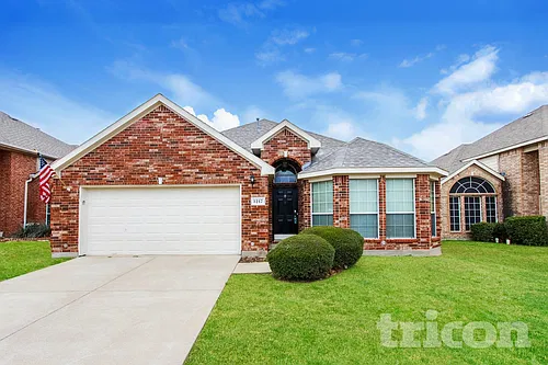 1217 Glencoe Dr Photo 1