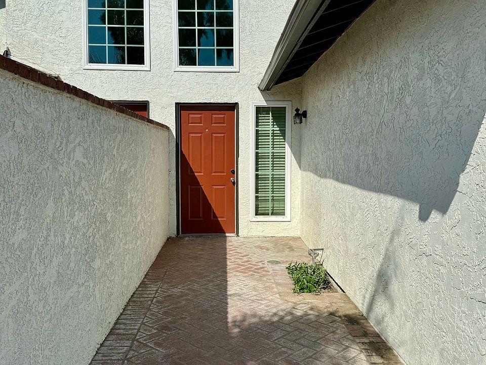 Entryway into the unit.