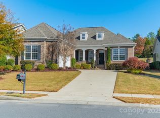 15016 High Bluff Ct, Charlotte, NC 28278